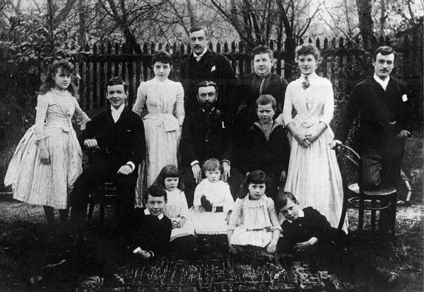 The Clare family in 1885 at 5, Burston Road, Putney. Click on this image to see a high-resolution, slow-loading version